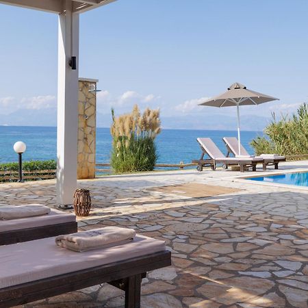 Beachfront Villa Dionysos - With Private Beach Sidárion Exterior foto